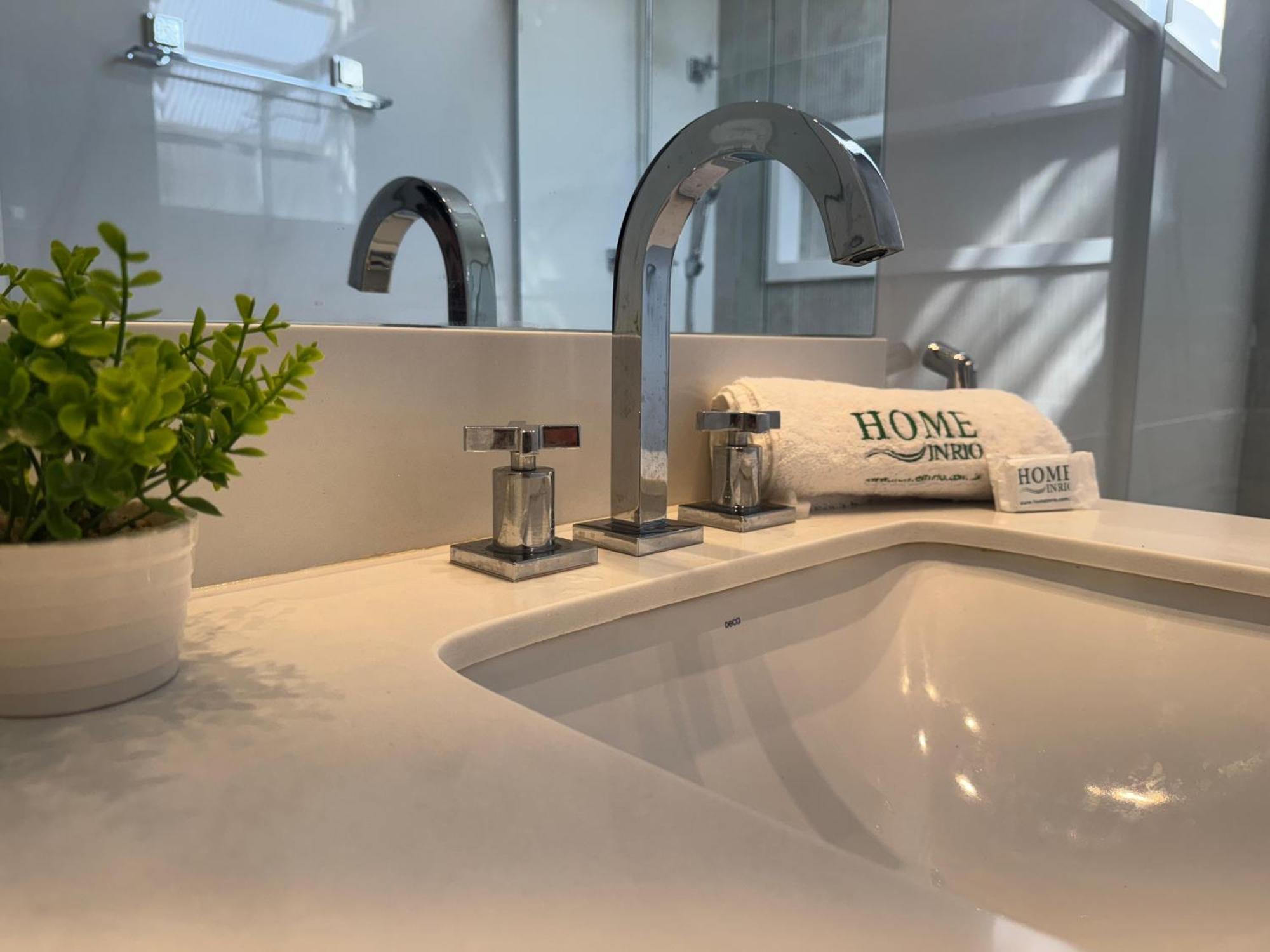 Apartamento 4 Minutos Da N.s. 793-1102 Rio de Janeiro